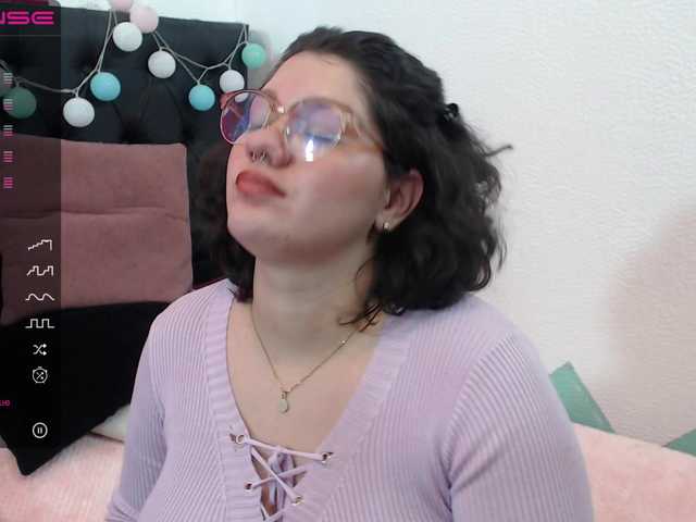 Bilder Angijackson_ @remain for make my week happyI really like to see you on camera and see how you enjoy it for me, I want to see how your cum comes out for meMake me feel like a queen and you will be my kingFav vibs 44, 88 and 111 Make me squirt rigth now for 654 tkn
