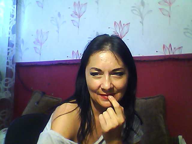 Bilder MailysaLay I'll watch your cam for 30. Topless - 50. Naked - 200
