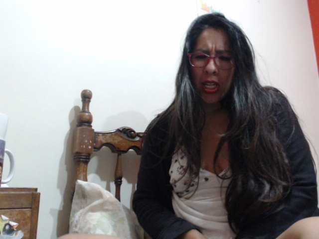 Bilder Malishka19 Welcome, come on guys I'm horny, I want to wet my pussy with your tips!