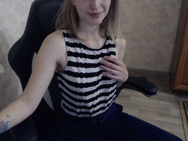 Bilder Marishka3 Good girl looking for some fun and wanna show more body