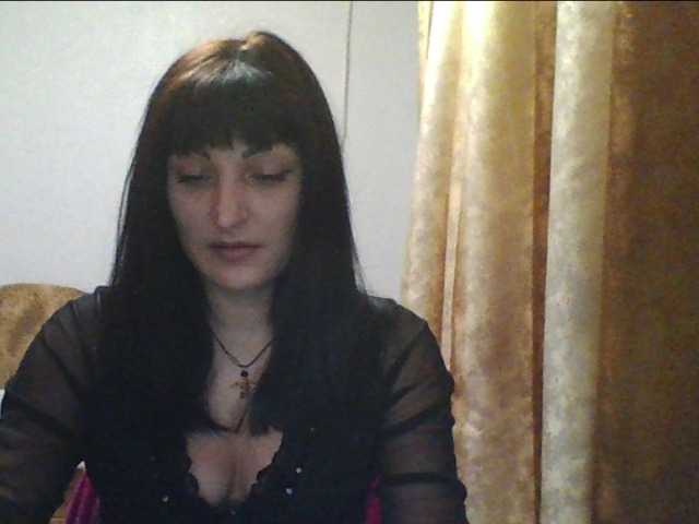 Bilder Mariya85 Add to friends 6 tok Open your camera 8 tok Private message to you 10 tok