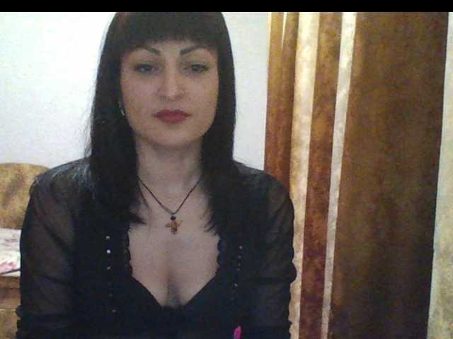 Bilder Mariya85 Add to friends 6 tok Open your camera 8 tok Private message to you 10 tok