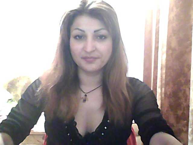 Bilder Mariya85 Add to friends 6 tok Open your camera 8 tok Private message to you 10 tok