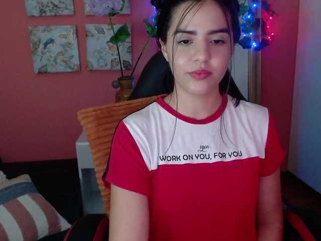 Bilder mia-collins Hi guys, thanks to all the people who support my show with tkns, I'm a Latina woman, with a huge bush in my pussy, armpits and anus, if you love natural women I know you'll like it! Please, before using my tip menu, use my Pm or write me in public