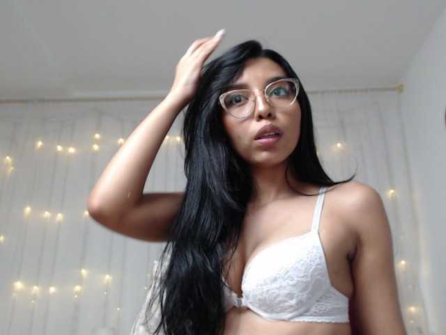 Bilder mia-fraga Hi, lets have a fun and dirty F R I D A Y ♥ Come to play with me, naked at 600 TKNS! #sexy #latin #New #curvs #colombian #young #naked #party #tits #pussy