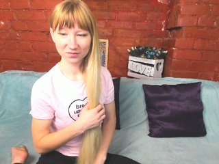 Bilder MikaBlonde Tip menu is active! Lovense ON! Squirt at goal