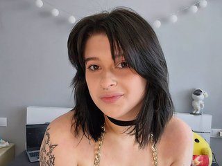 Erotisk videochat MikiiKiwi