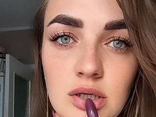 Erotisk videochat MilanaXoXo