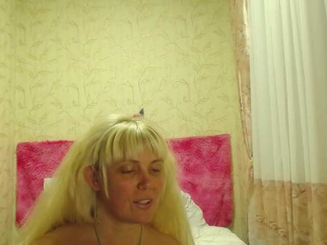 Bilder YoungMistress Lovense ON 5 tok. FOLLOW MY TWITTER @sunnysylvia5 I am Sexy with natural beauty! Long nipples 4cm and pussy with big lips and loud orgasm in private! Like me- put love, give gifts