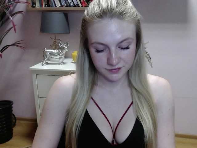 Bilder MindyPleasure Let's have rel some fun #tease #cfnm #domina #blondie #sexy #young #joi #cei #cbt #cuckold #fetish #natural #twerk