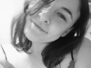 Erotisk videochat Minnie-Lola