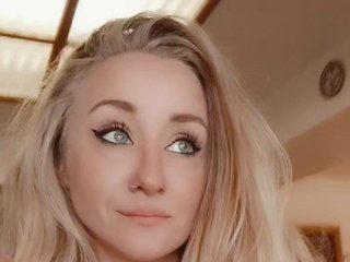 Erotisk videochat MissHunyBunz69