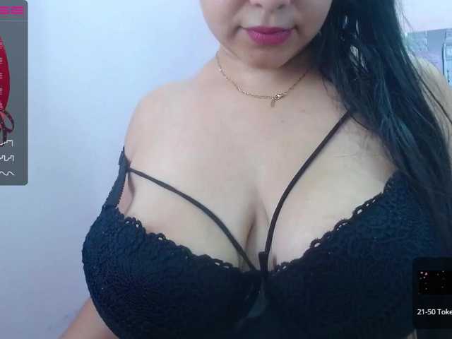 Bilder MollyPatrick2 hello guys ❤❤ Welcome fuck me and wet tips make me horny #bigboobs#bigass#latina#lovense#petite#new#squirt [499 tokens remaining]