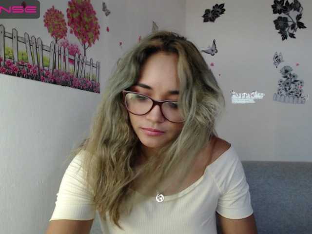 Kringkasting av skjermbilder monica-squirt