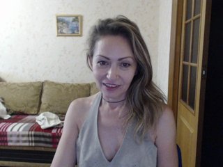 Bilder VideoLady lovense enabled. see power modes in chat. ORGASM at goal or 100 in one tip . 137 till orgasm.