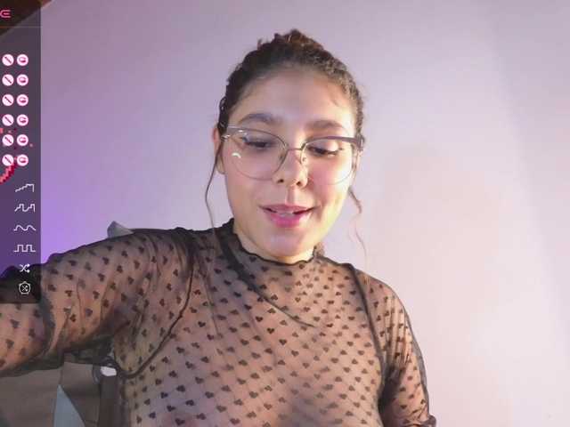 Bilder Naty-Saenz I wanna do squirt in all your face! Help me