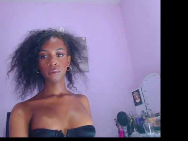 Bilder nefertitilove New ebony princes***itty, come and welcome me xxxx #ebony #goddess #mistress