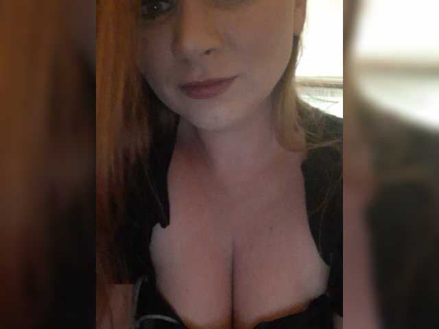 Bilder NexiRedFox flash tits 25tk