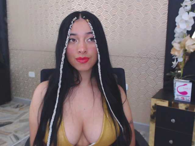 Bilder NicoleCollema hello guys I'm new I would like to masturbate for you