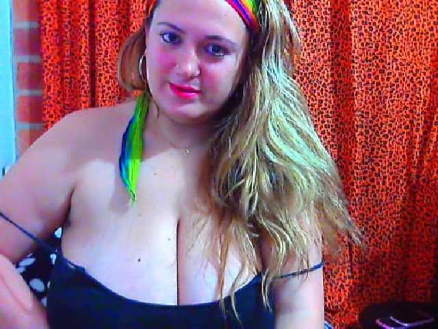 Bilder Ninphoanal69L TITS 40 TOK ASS 20 TOK STAND UP 25 SEE CAM 15 TOK NAKED 100 TOK NAKED AND DILDO 200 TOK ADD FRIEND 5 TOK