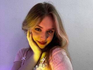 Erotisk videochat Noelle-Sights