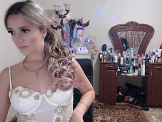 Bilder _Alienanna_ naked=500, lovense in me, flash tits-100. feets-40, watch your cam-30, if you like me ***show in full private