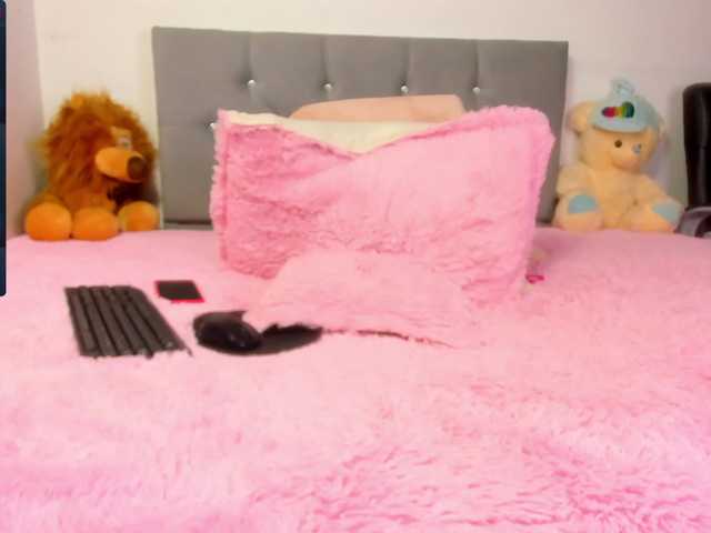 Bilder Pamela-sweet hello baby welcome to my living room lets play guys