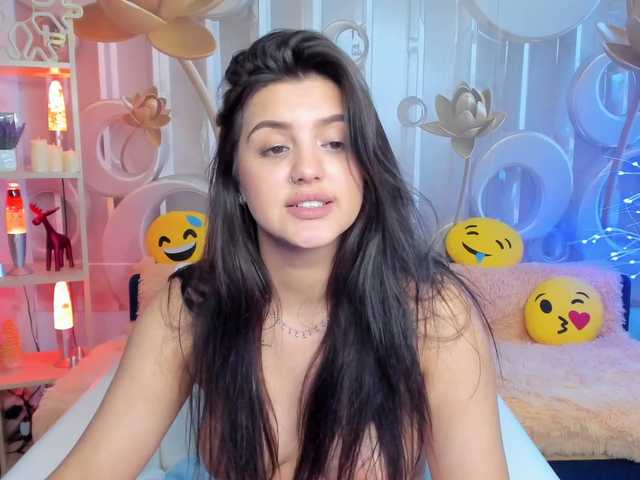 Bilder pamellagarcia welcome to my room) I'm new) let's get to know each other and have fun together) Make me happy with your tip