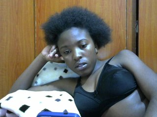 Erotisk videochat Petitepussie