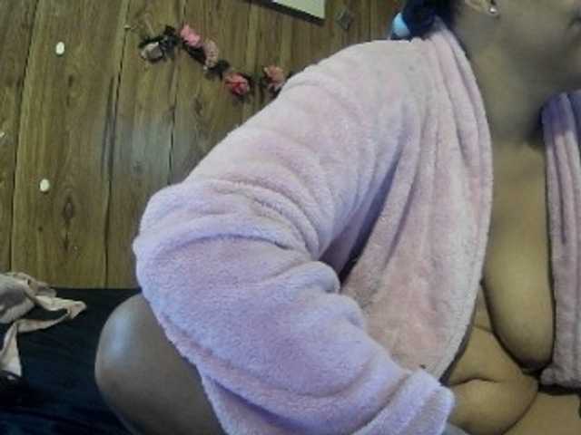 Bilder pinkrackz #american #usa #ebony #ass #titts #spit #twerk #pvt #cam