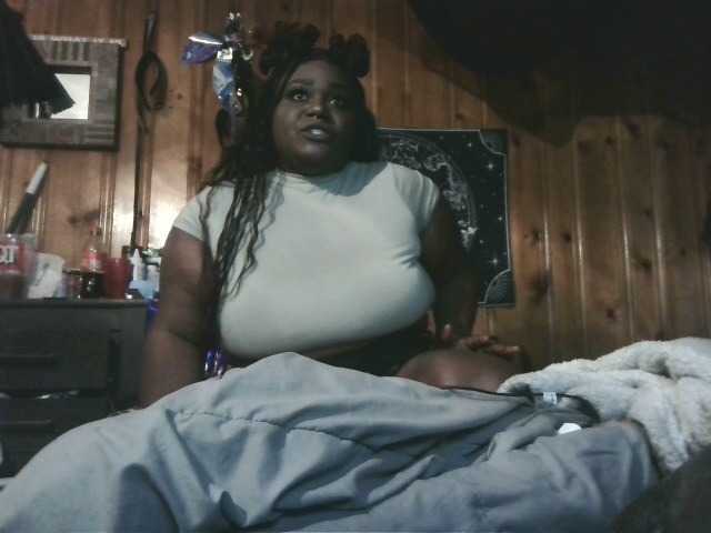 Bilder QueenRaynexxx Hello Its A Place Fit 4 A Queen! Thick Chocolate GIRL RIGGHT HERE!!!