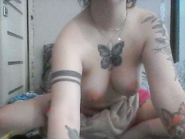 Bilder RabbitWilss #naughty #wet #topless #dildo # tattoos private, htp fulfill your fantasies #anal #masturbation