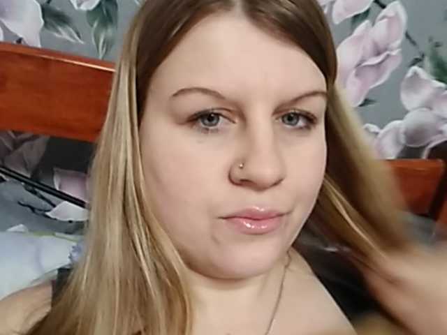 Bilder RachellRoyal Hey guys!:) Goal- #Dance #hot #pvt #c2c #fetish #feet #roleplay Tip to add at friendlist and for requests!