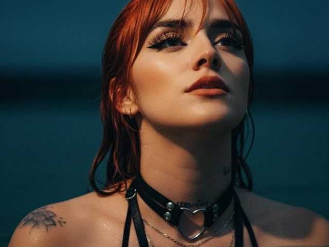 Foto av profilen RavynRouge