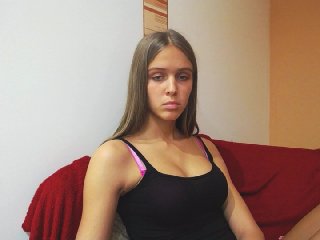 Bilder rebecayoung WELCOME GUYS HERE;) 18 Y.O CUMSHOW 100 TOKENS