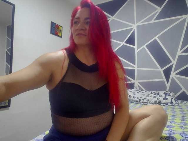 Bilder redhair805 Welcome guys... my sexuality accompanied by your vibrations make me very horny