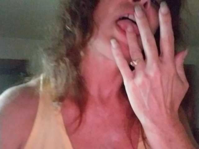 Bilder Reign327 Can you become my King? I'm back Tits taint and tools ❤❤Keep the register ringing and the party doesn't end ????