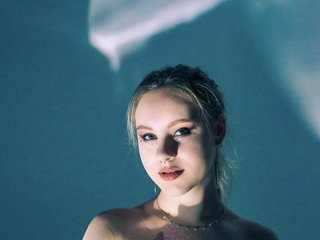 Erotisk videochat Rinaaaa-cherry