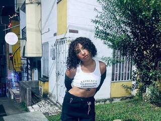 Erotisk videochat roxane-summer