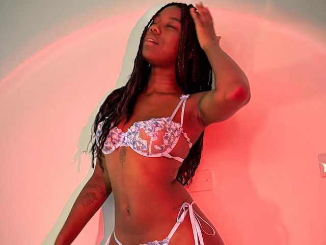Foto av profilen Roxxana-queen