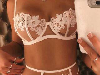 Erotisk videochat Samantha-Shelby