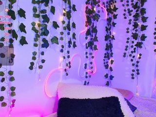Erotisk videochat Samii-Evans