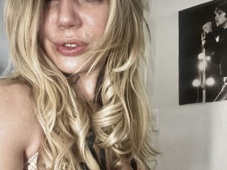 Erotisk videochat SerenaSherwood