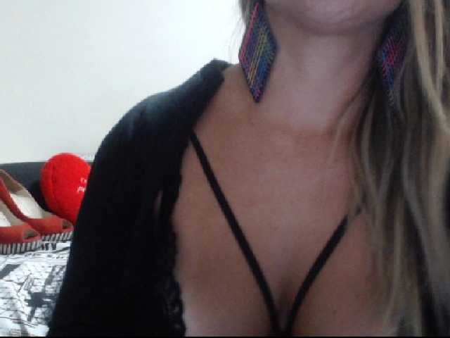 Bilder sexysarah27 Let's have an amazing night!!!