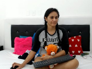 Bilder sharon-hot naked and see ass