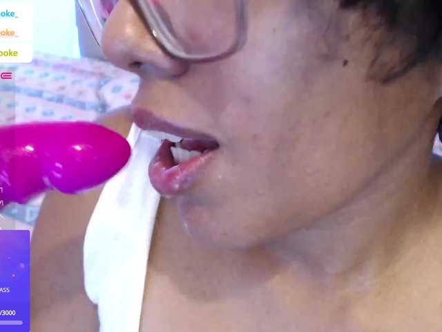 Bilder SheenaBrooke @remain to BIG ASS fountain SQUIRT!! FUCK MY WET PUSSY AND TIGHT ASS!! MAKE ME #SQUIRT I WANNA USE MY BUTTPLUG #cam2cam #c2c #lovense #buttplug #bigass #smalltits #ebony #latina #colombian #anal #vaginal #dildoing #YOGA #YOGAPANTS #TWERK