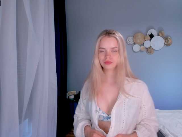 Bilder ShiningStar Hello everyone! lovense reacting from 2 tkAre you in naughty mood? Tell me your fantasy in PM 100 tk tip will help me in Queens raiting, thank you for care! OnlyFans @amberroseblossom