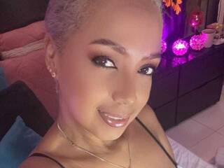 Erotisk videochat Skarqueen75