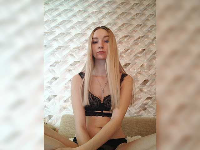 Bilder sofia06030 My name is Sofia and i am new girl here , lets play with , dont forget to subscribe and put love)♥️ Saving up for Lovense)