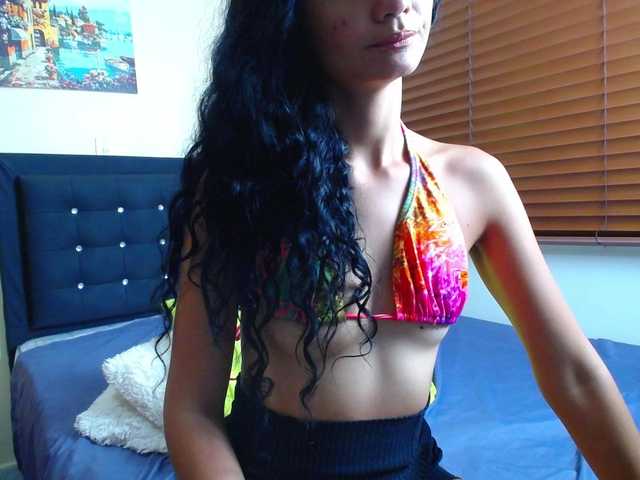 Bilder SofiaFranco Guys i need to squirt help me please!!!squirt at goalpvt on @remain 555